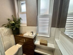 Photo 30- click for photo gallery